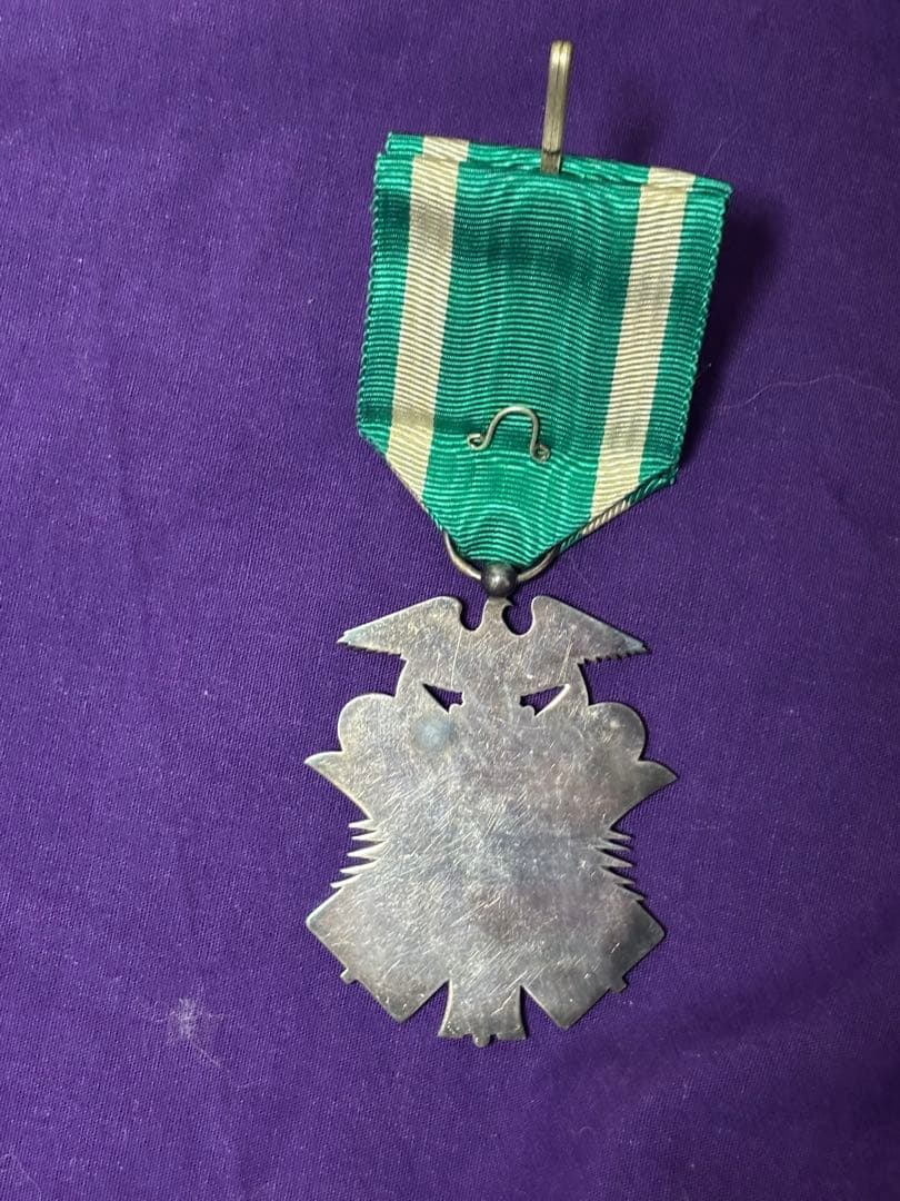 ひ*い様 日本軍 勲章7点＋証記まとめ売り