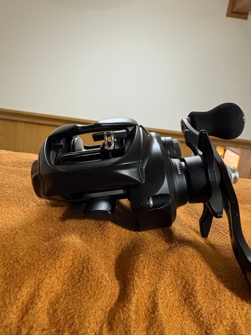 24TATULA ベイトリール 美品ハンドル交換済み