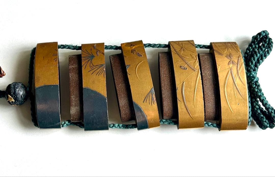 時代物　蒔絵印籠