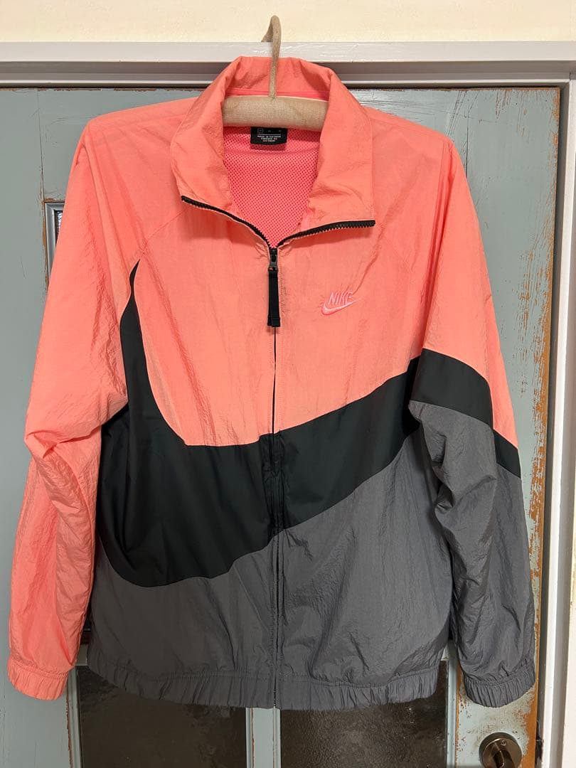 【美品】NIKE ビックロゴ　トレーニングウェア