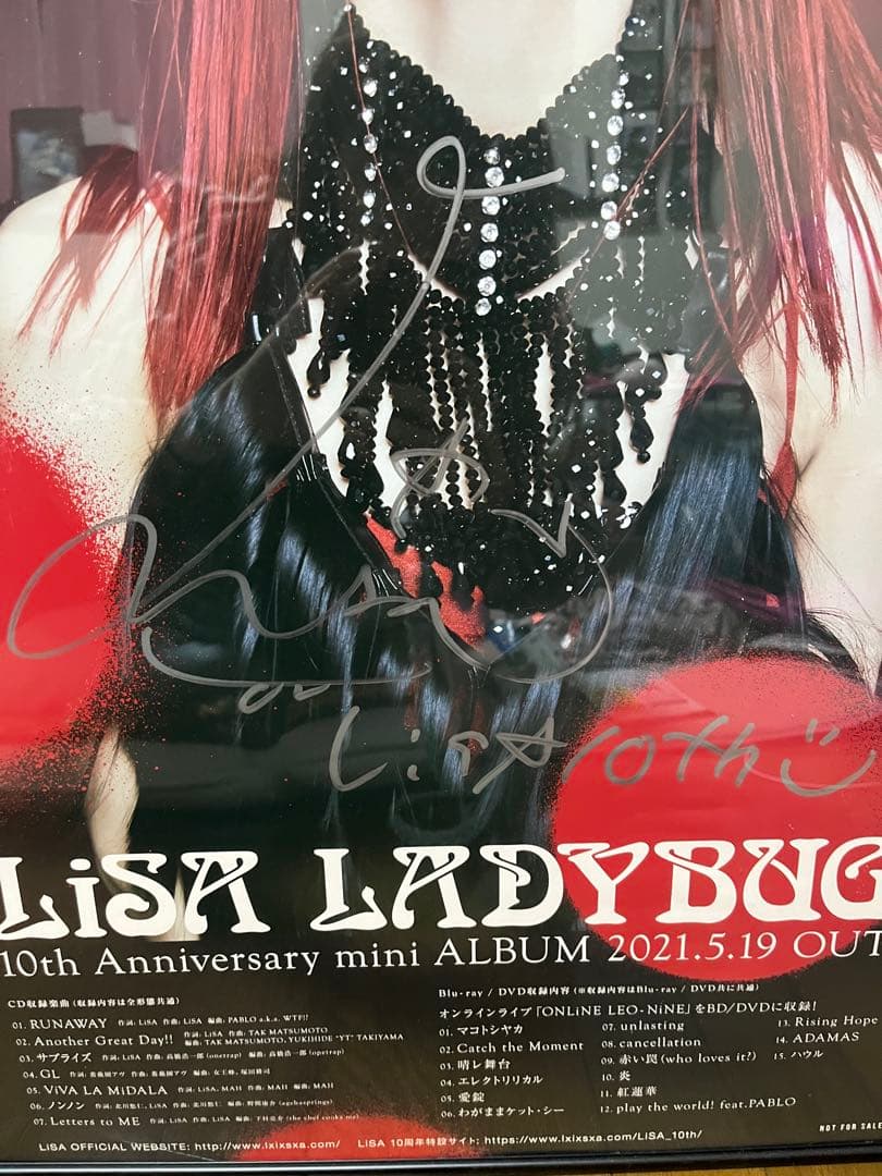 【LiSA】 LADYBUG 直筆サイン入りポスター