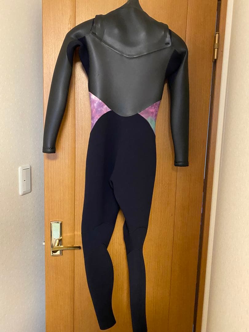 レディースウェットスーツ