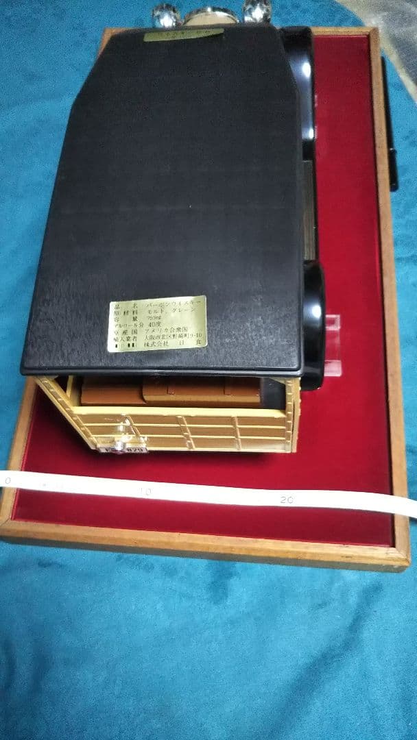 ‼️アメリカタコス社特級バーボンウイスキー、クラシックカーコレクションボトル新車