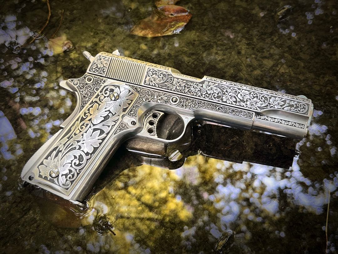 1911タイプ対応 グリップ周辺 装飾パーツ ステンレス製 巻草彫刻 工芸仕上げ