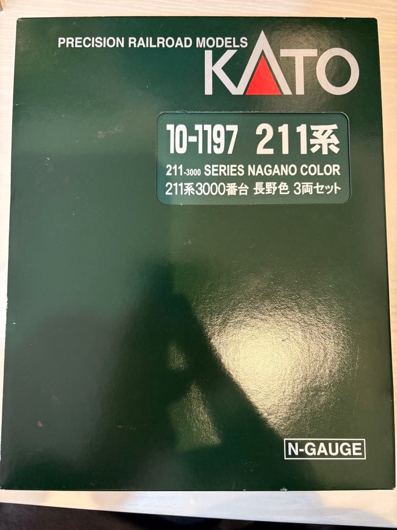 KATO 211系3000番台 長野色(10-1197)
