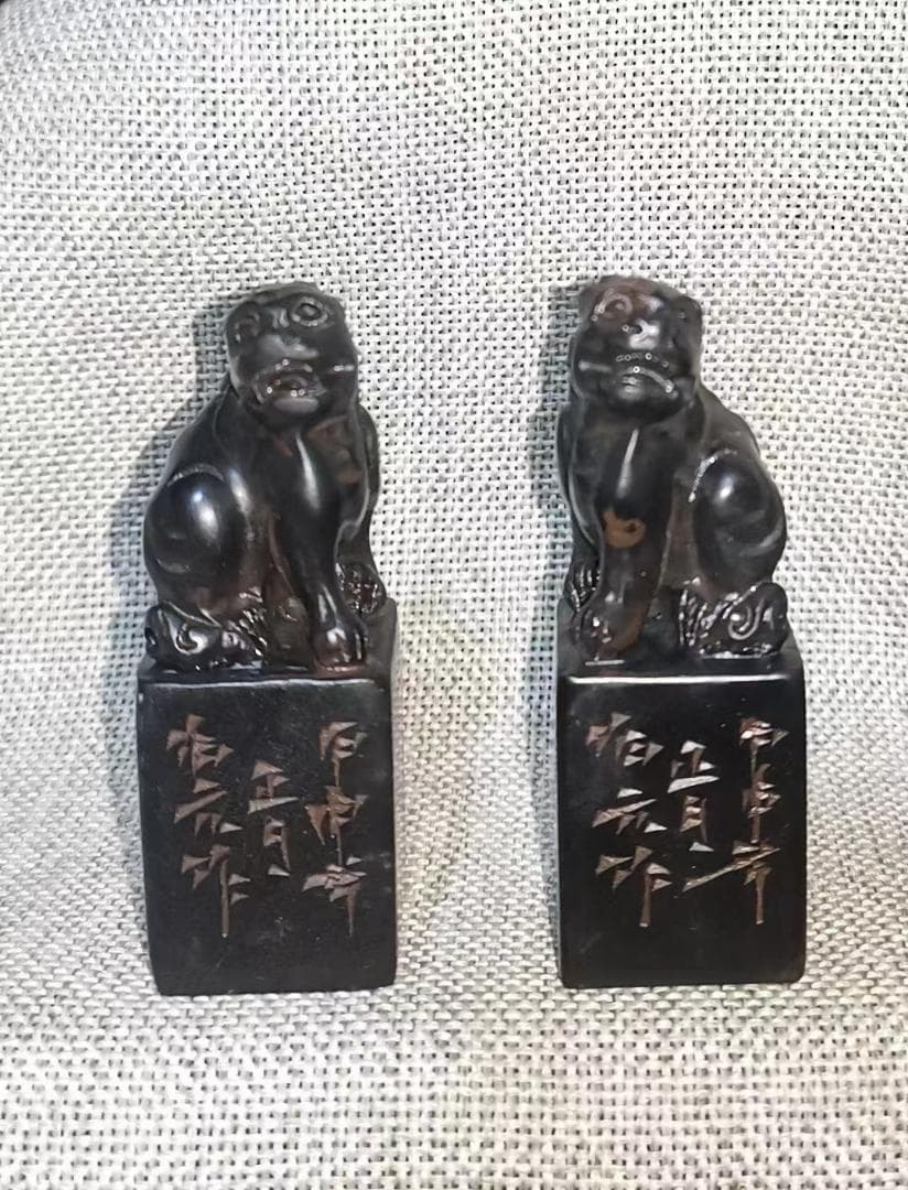 中国古美術・貴重な墨玉の5点セット・印鑑・摆件・書道具・文房具・天然石・案頭