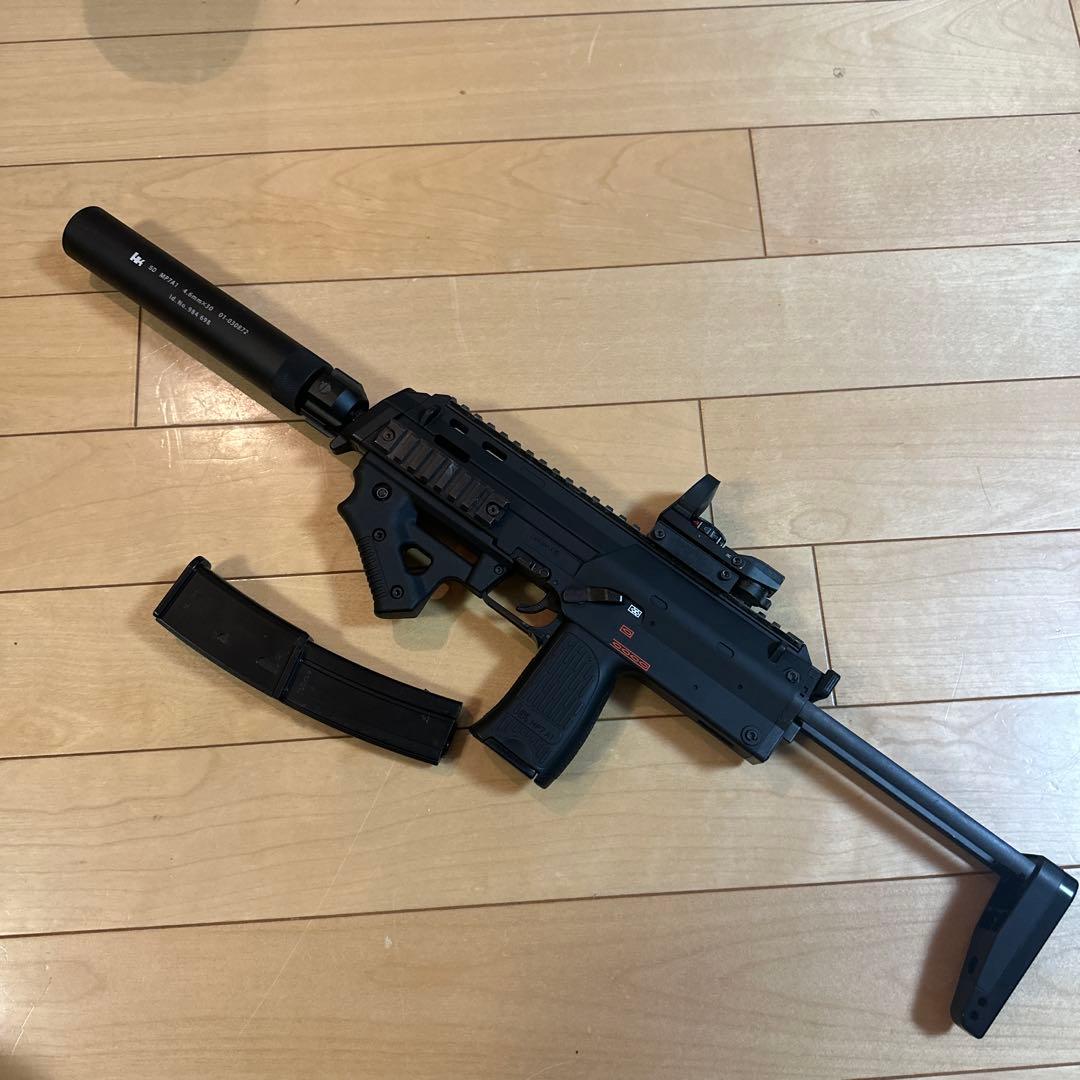 東京マルイ　MP7A1 電動ガン 専用サイレンサー付き　18歳以上　動作OK