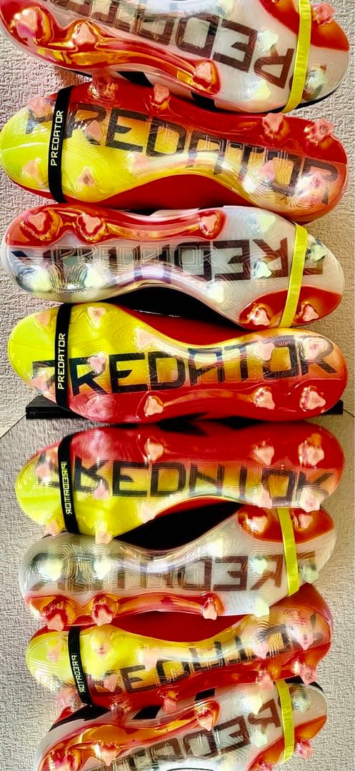 アディダス プレデター   エリート プレドストライク ソーラーエナジースパイク