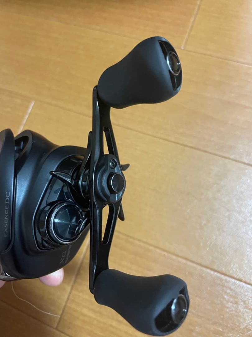 シマノ 22エクスセンスDC(右)
