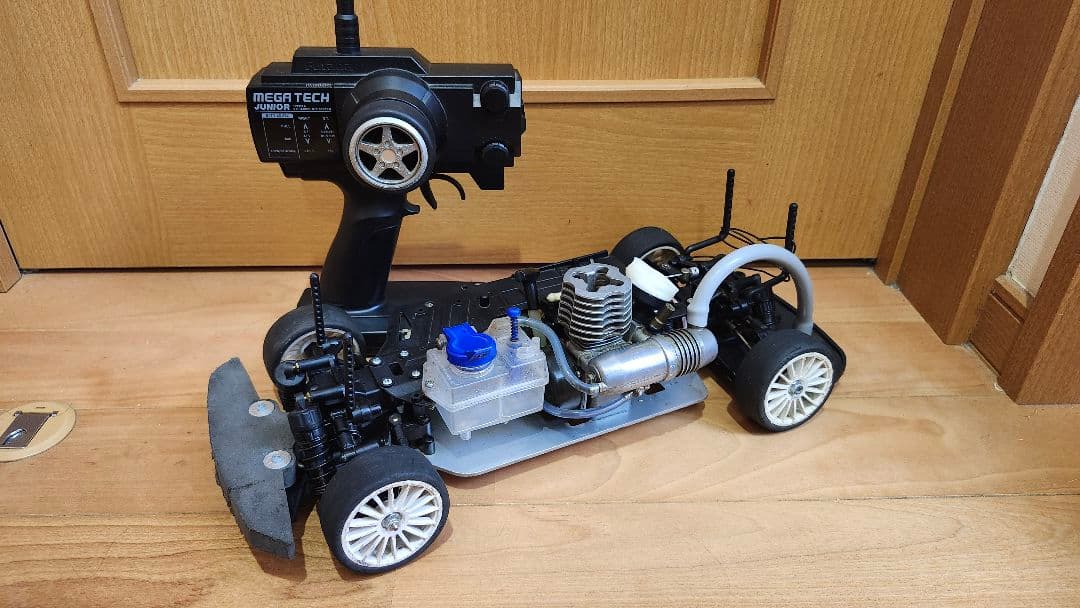 タミヤ TG10 エンジンカー 中古 エンジン 始動 メカ調整済み