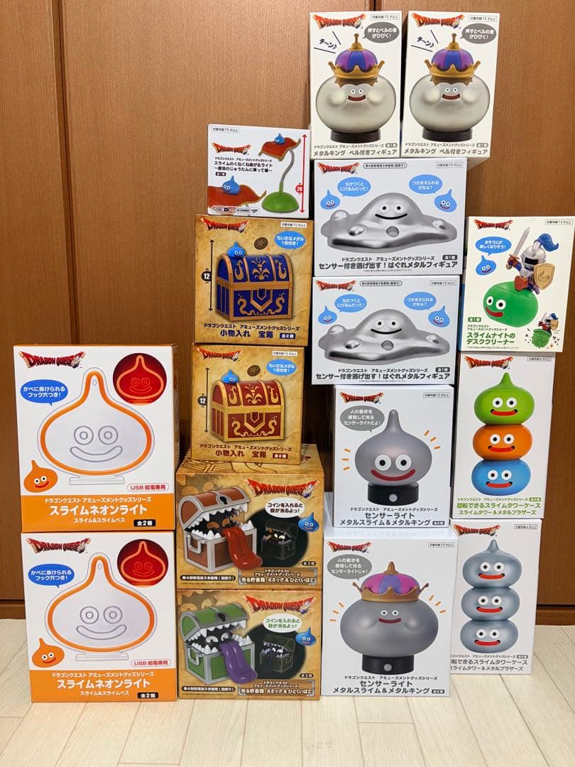 ドラゴンクエスト スライムネオンライト他　グッズ　１６点　未開封　３５