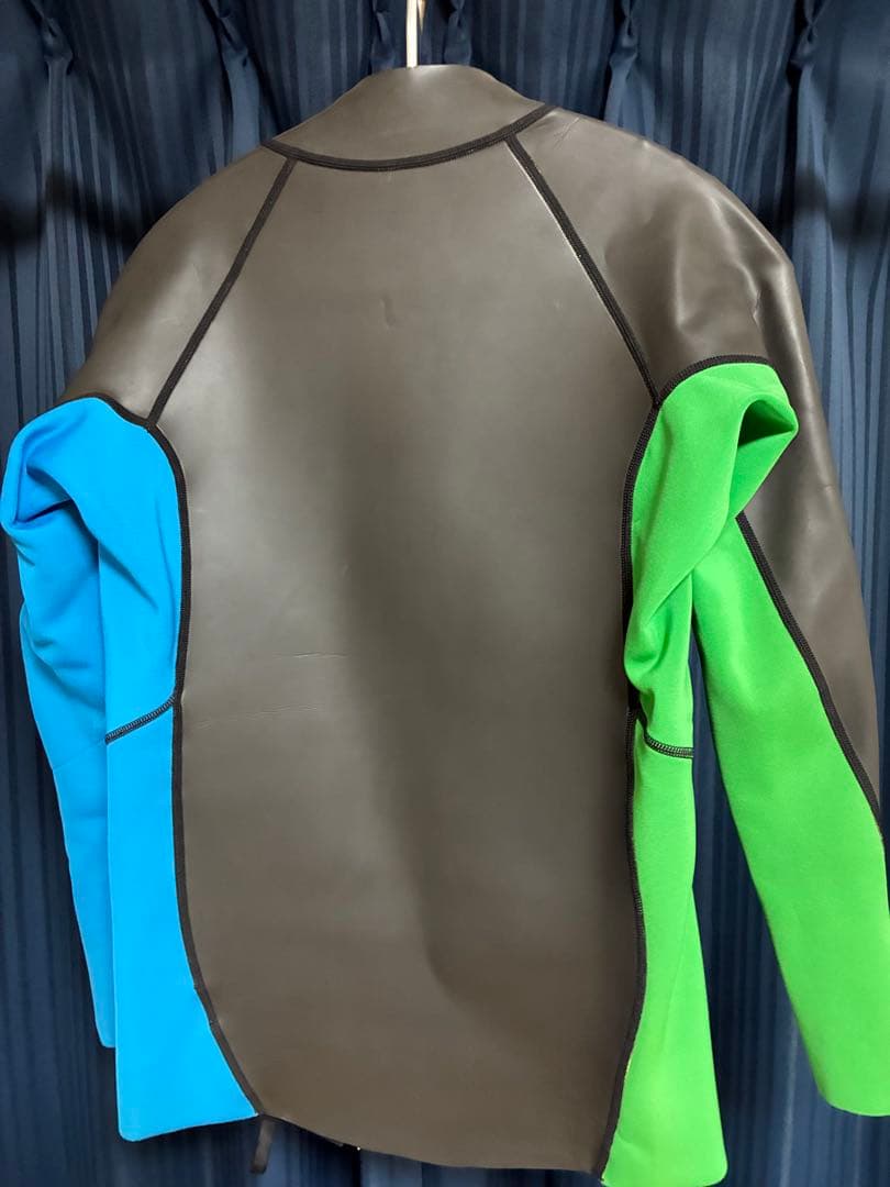 Volcom mod tech タッパー UVカット