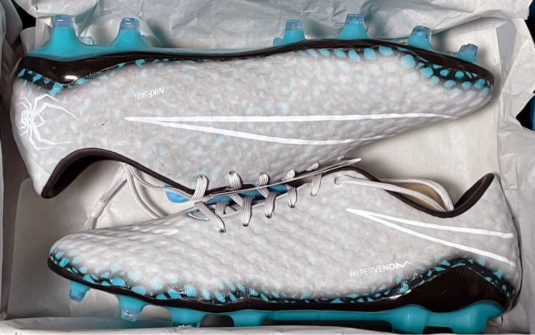 NIKE ハイパーヴェノムファントム RGN SE FG 27.0cm 新品