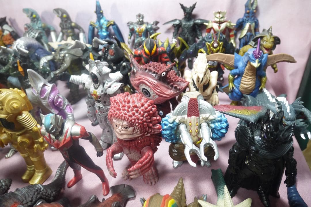 ウルトラ怪獣シリーズ　怪獣ソフビ　80体セット