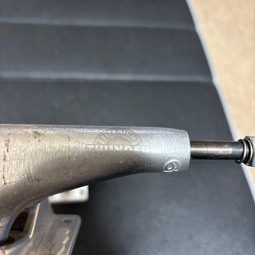 最終価格　サンダートラック　Titanium Light 149