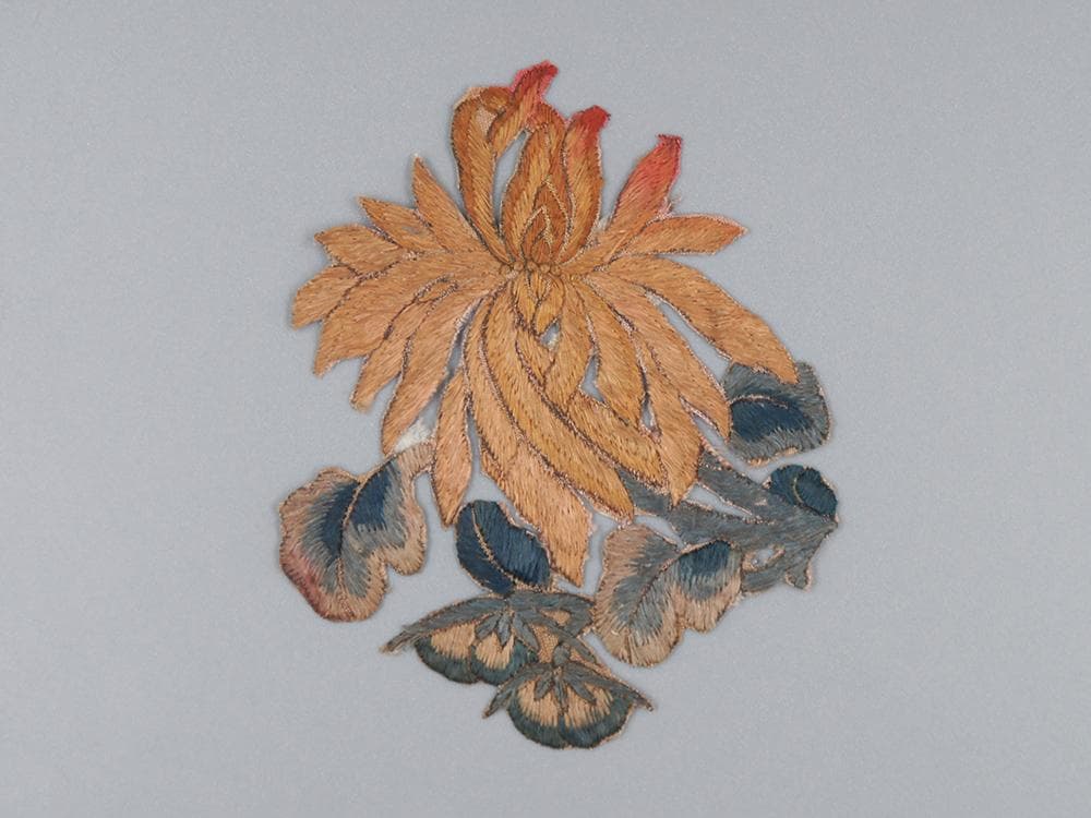 【繍】　★ 織繍 老繍吉祥紋繍片 9個 ★　清朝期　花卉蝙蝠 刺繍文様　明清繍品