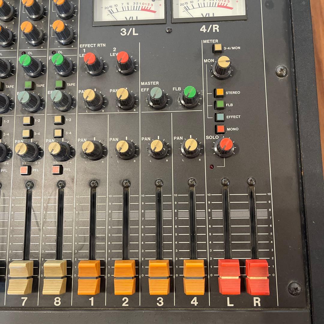 TASCAM M-208 アナログミキサー｜通電・メーター動作確認済／現状品