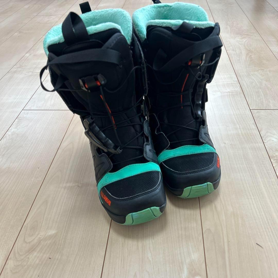 スノボ スノーボードセット デザイン ブーツ　バインディング付き