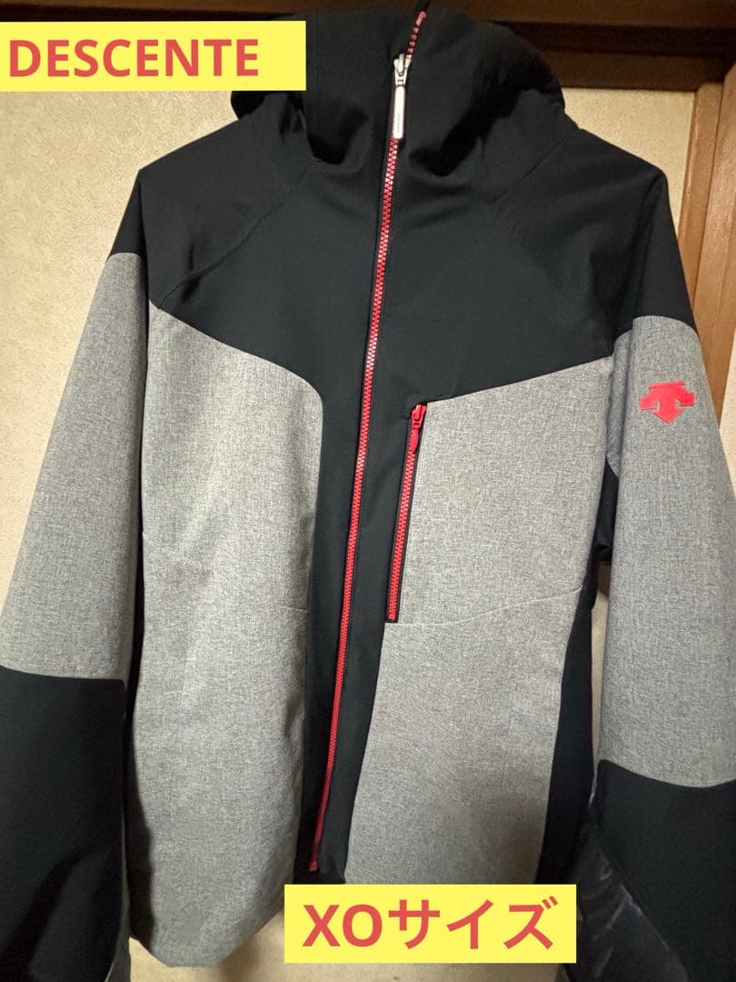 DESCENTEスキージャケットメンズ XO サイズ　黒とグレー