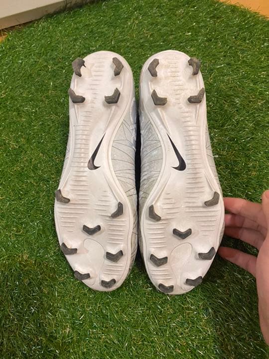 NIKE サッカースパイク　CR7