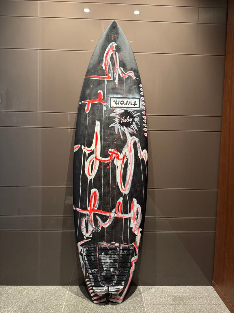 Varley ハーフカーボンEPS　カタヤマケンジ　ペイント　5.10 1/2