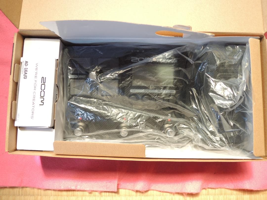 ★使用少し（室内数時間）★FOUR/G2X FOUR★IPAD接続機おまけ付き