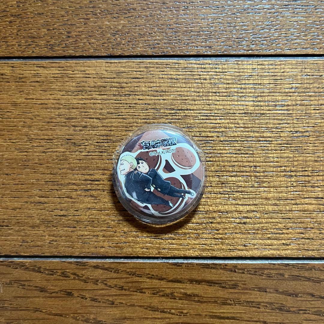 進撃の巨人　巨人中学校　缶バッジ　スイパラ　ライナー　ベルトルト　缶バッチ