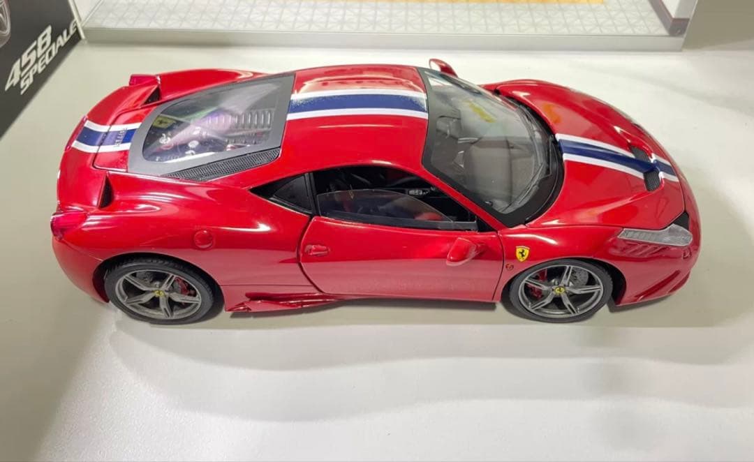 1/18 ホットウィール フェラーリ 458 スペチアーレ 京商 オートアート