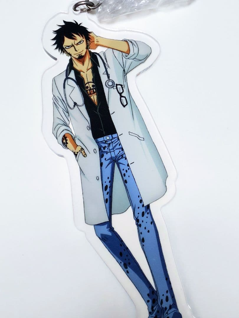 ワンピース ONEPIECE トラファルガー・ロー　アクリルキーホルダー 白衣