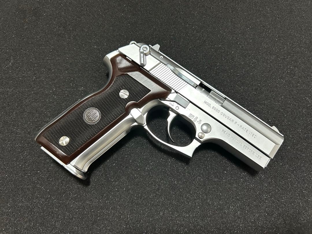 KSC M8000 クーガーF INOX ステンレスシルバー　木製グリップ付き