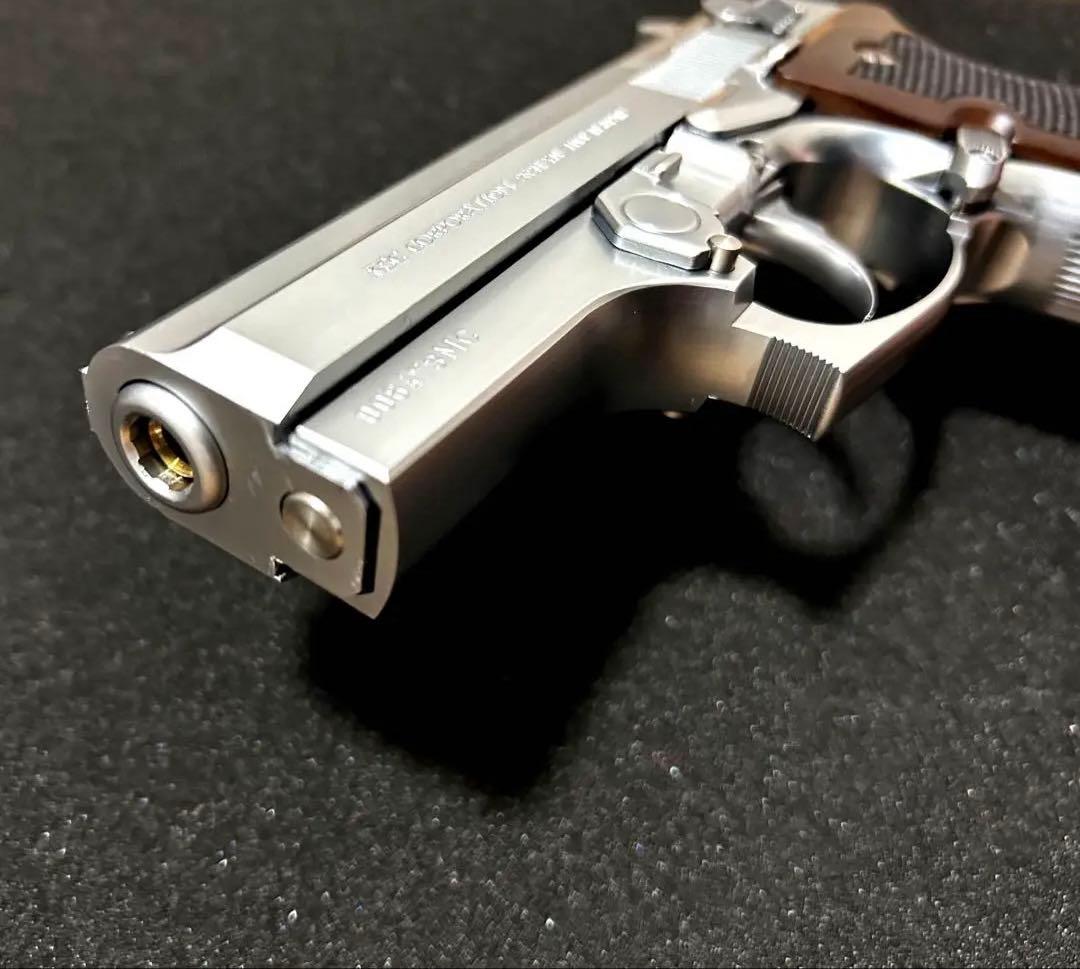 KSC M8000 クーガーF INOX ステンレスシルバー　木製グリップ付き