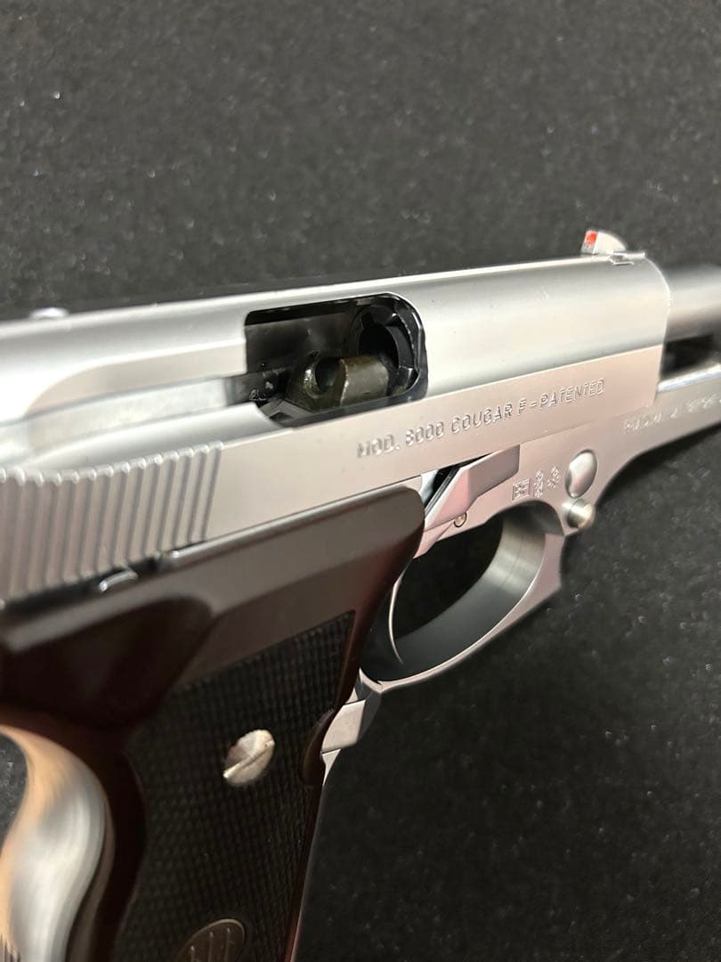 KSC M8000 クーガーF INOX ステンレスシルバー　木製グリップ付き