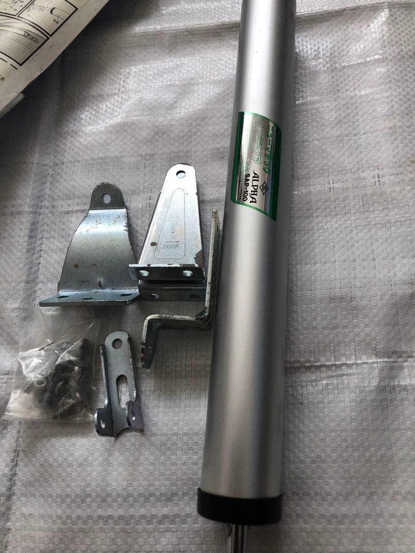 ドアクローザー　34セット　まとめ売り　ALPHA（ジャンク品扱い）