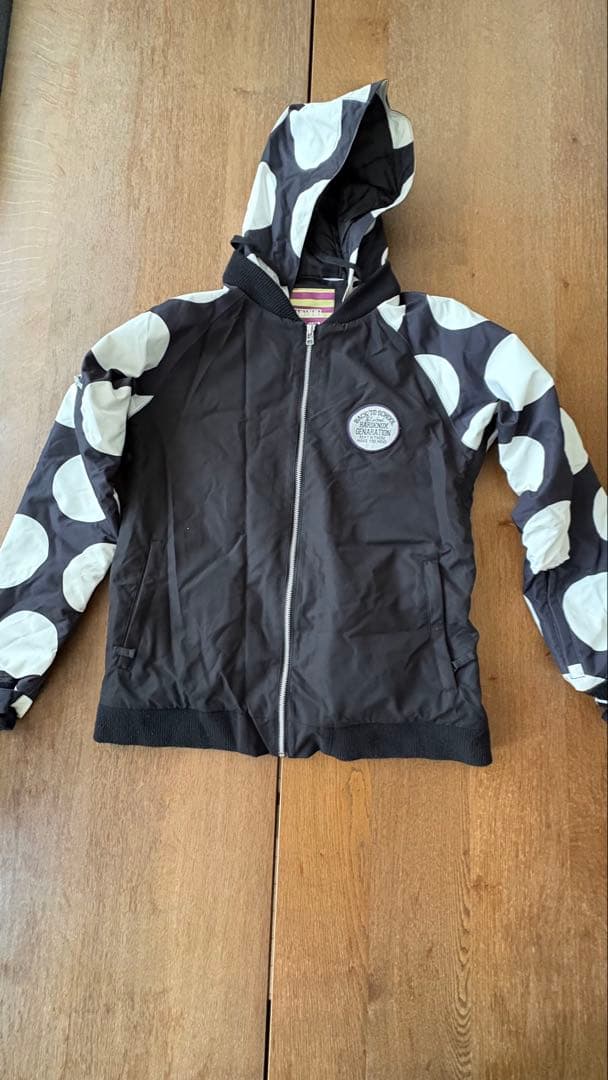 レディーススノボウェアセット　Mサイズ