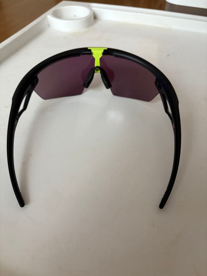 オークリープリズムサングラス