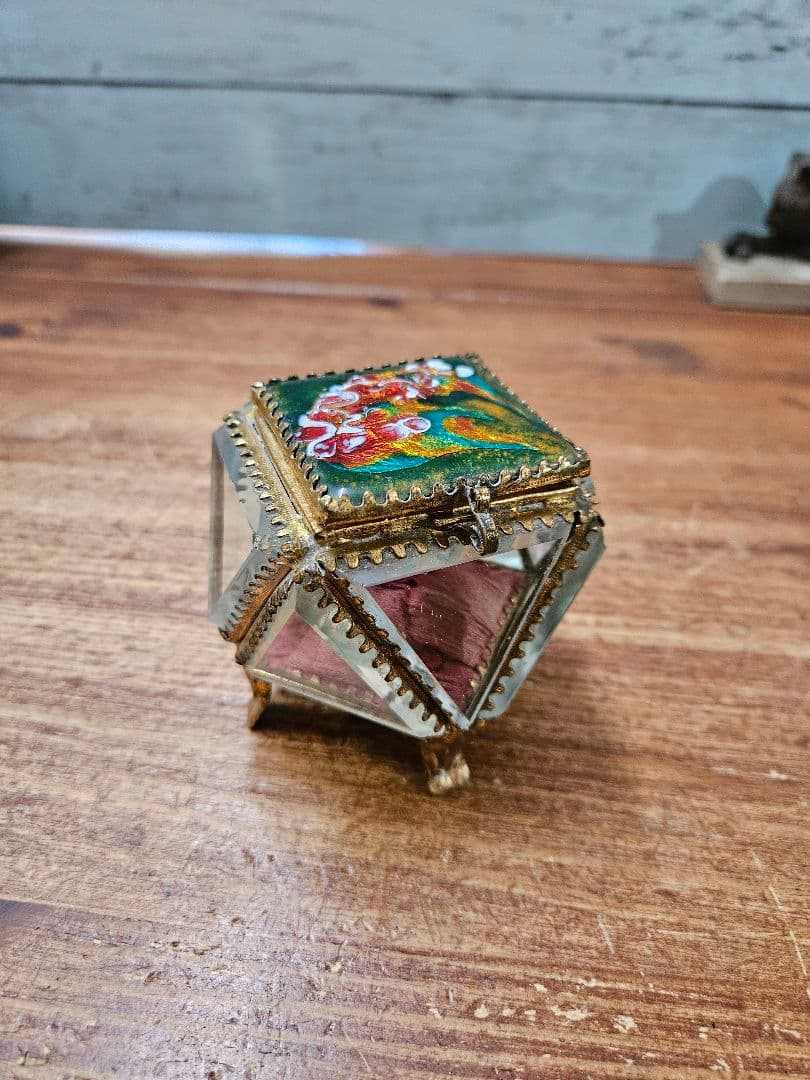 フランスアンティーク カットガラスの宝石箱 全面ベベル硝子 ジュエリーボックス