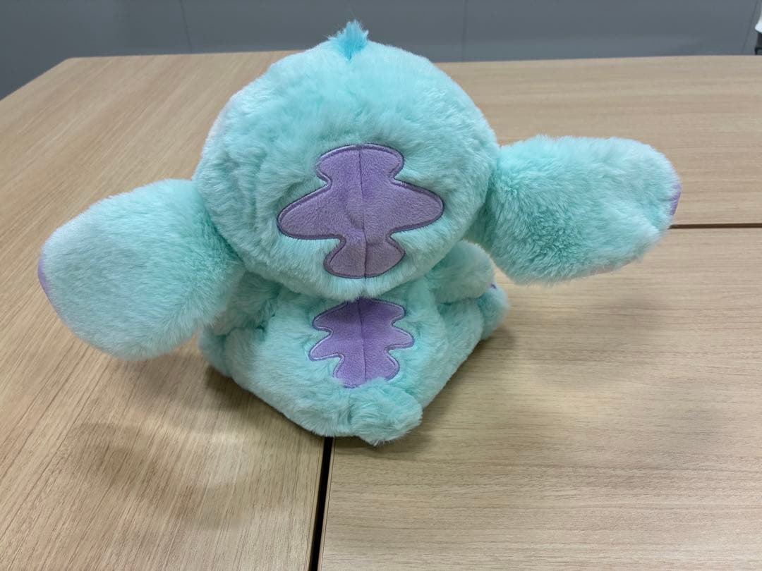 【新品未使用】希少品スティッチ ぬいぐるみ 高さ23cm x 横22cm