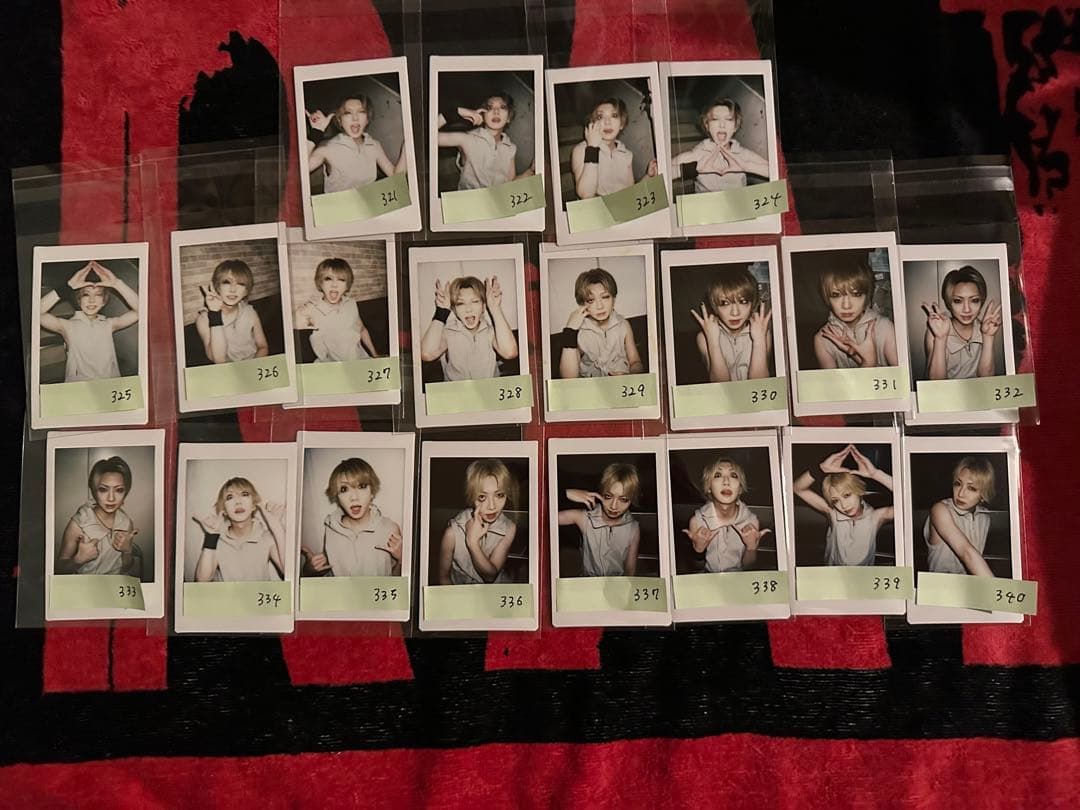 【商品説明をお読みください】RAZOR IZA チェキ②