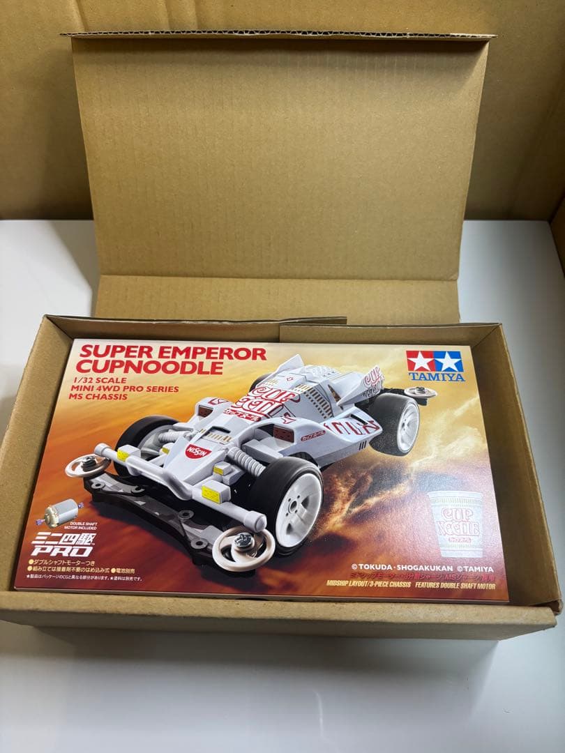 ミニ四駆 カップヌードルクエスト スーパーエンペラー