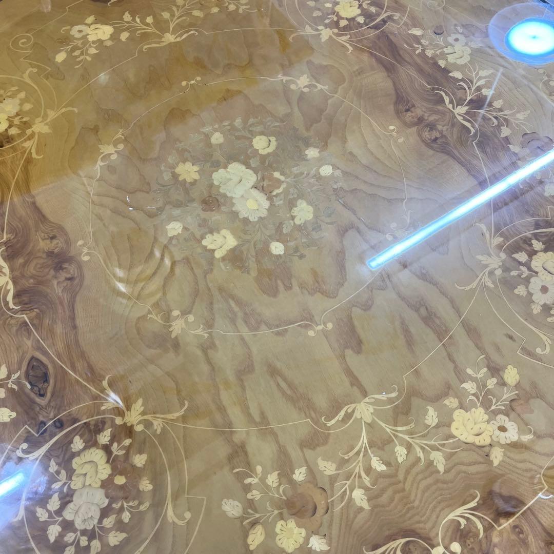 イタリア高級象嵌細工 ラウンドダイニングテーブル（直径110cm）猫脚