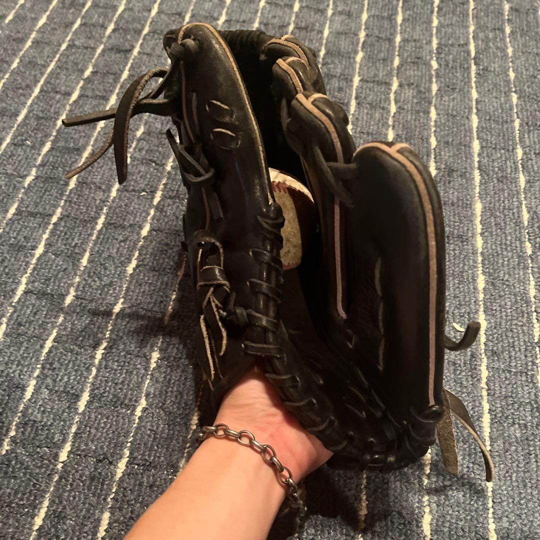 アンダーアーマー　軟式投手用グラブ