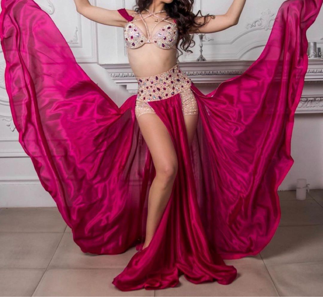 【貴重】入手困難　isadora designのオリエンタルコスチューム♡ピンク