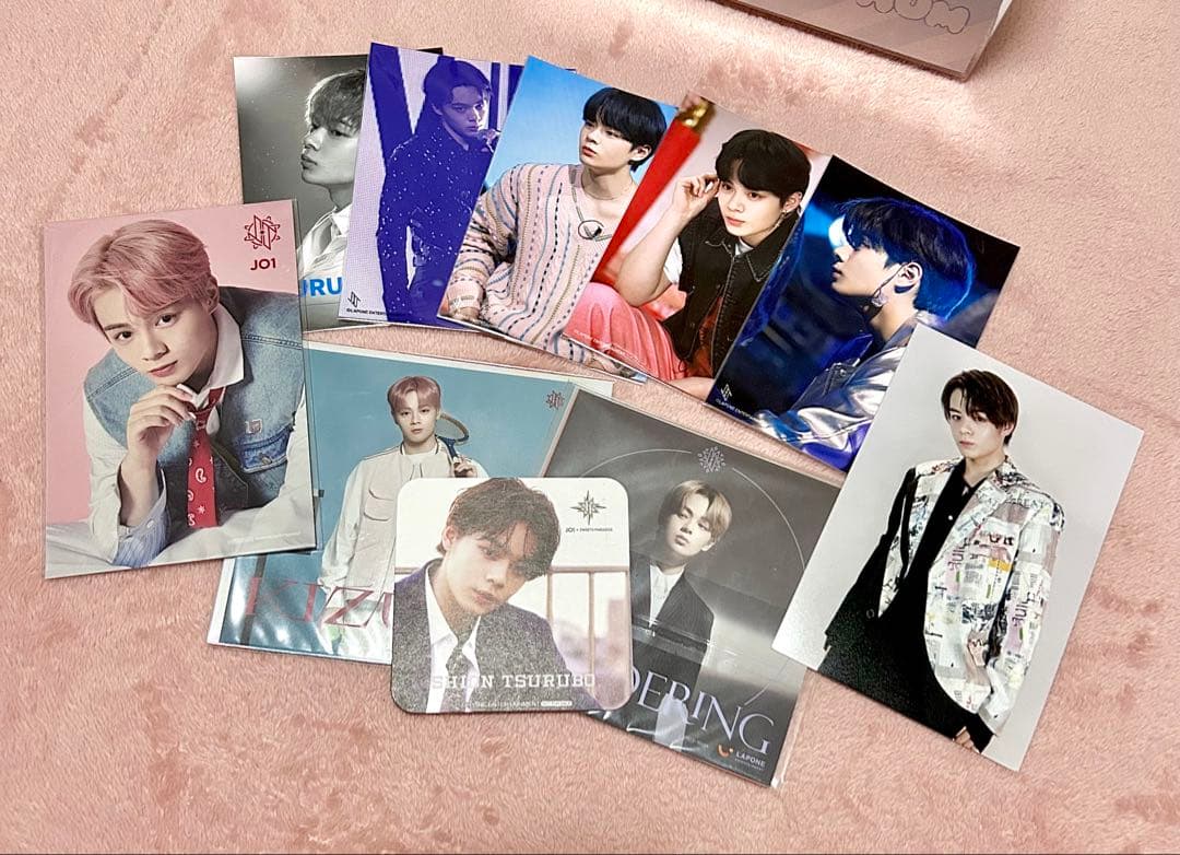 JO1 鶴房汐恩 グッズまとめ売り トレカ 缶バッジ アクスタ ぬいぐるみ