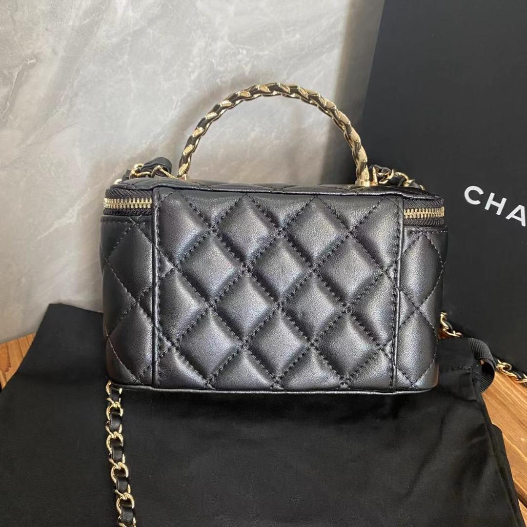 ★持ってるだけで可愛い♪】チェーン クラッチ ショルダーバッグ