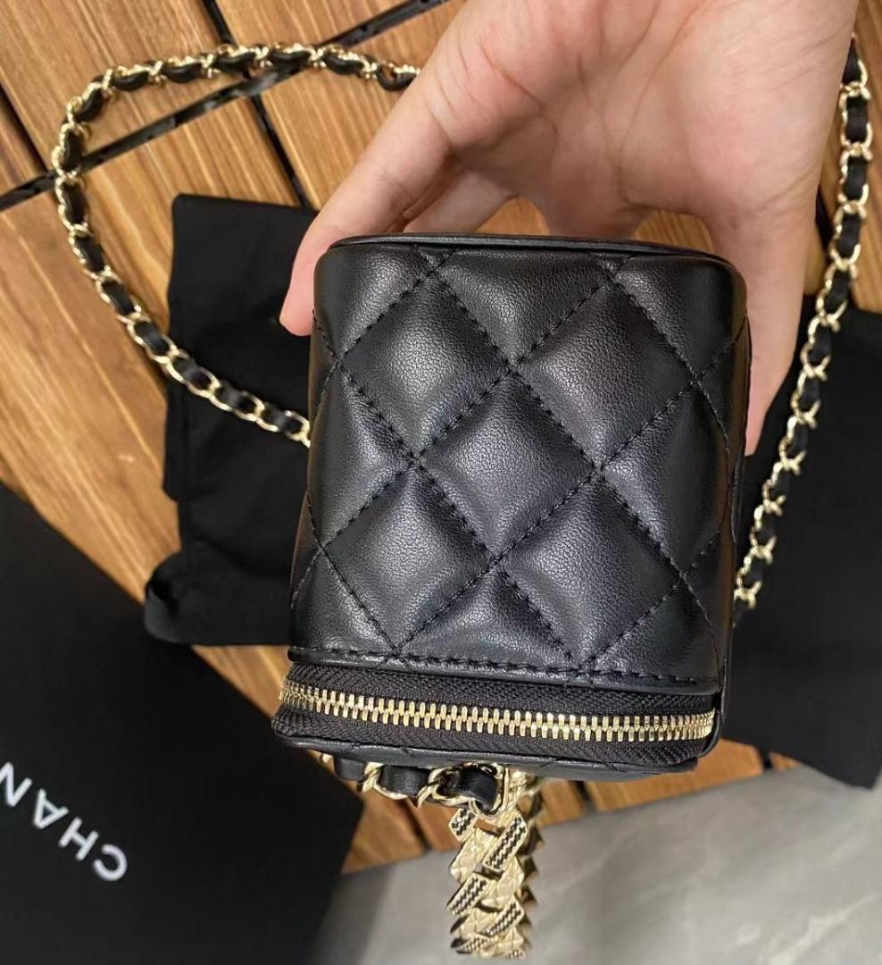 ★持ってるだけで可愛い♪】チェーン クラッチ ショルダーバッグ