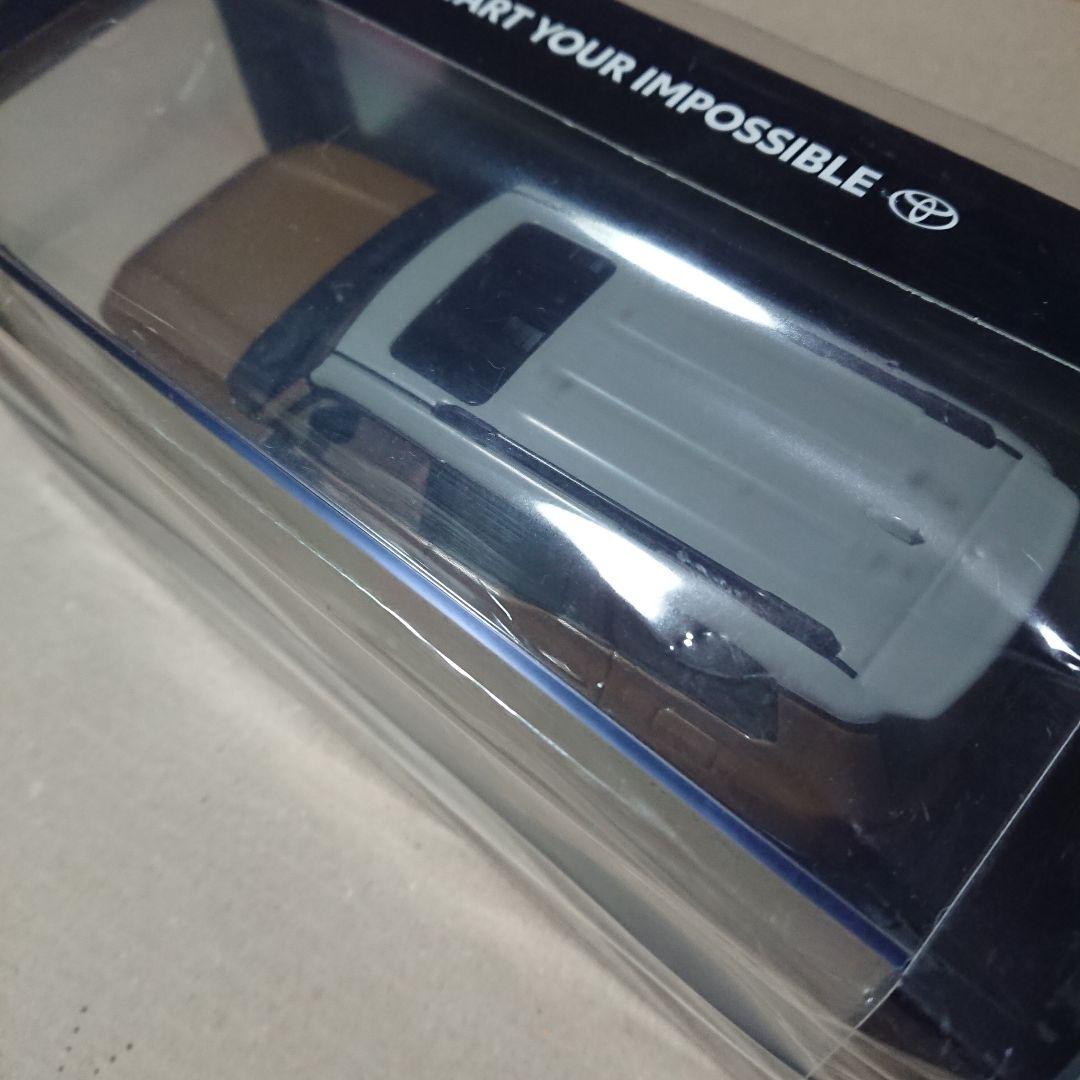 カラーサンプル ランドクルーザー250 First Edition 丸目