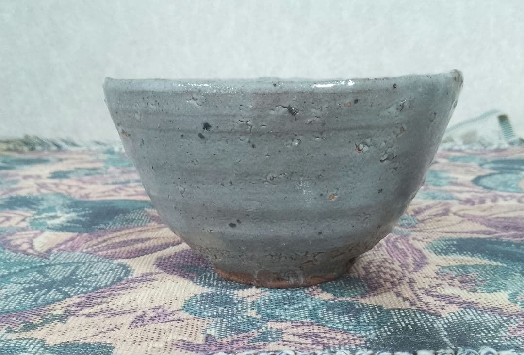 西岡小十 【秀逸作】絵唐津 茶碗 共箱 共布 栞付き 保証品