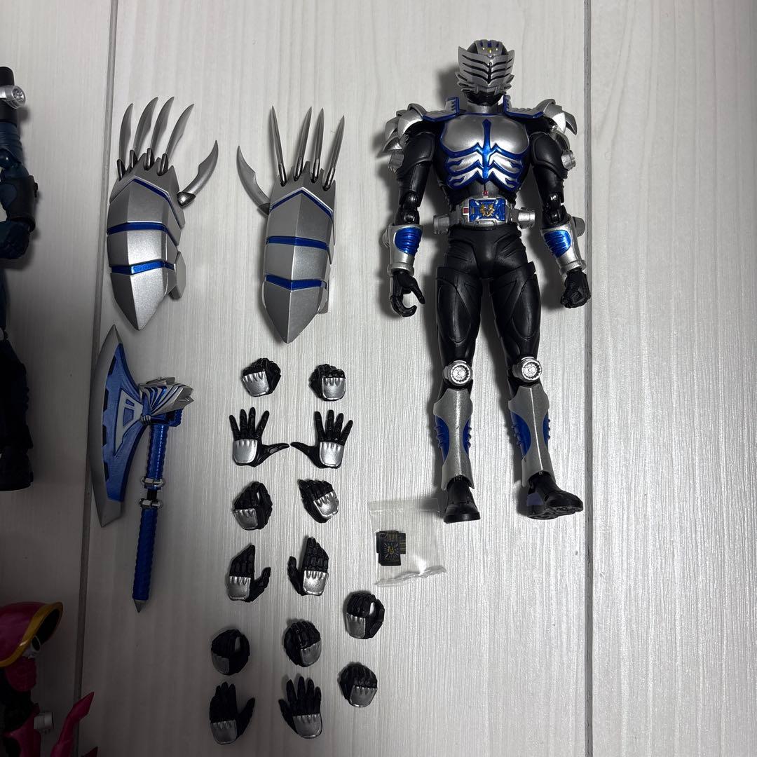 ファギュアーツ　龍騎ブランク、ライア、タイガ　3種