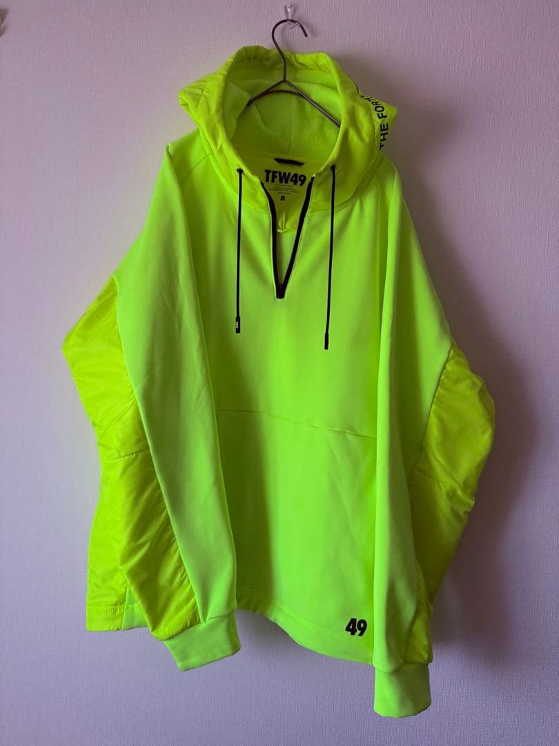 TFW49 フード付きトレーナー 蛍光イエロー