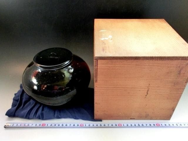 水指■黒釉時代物水指 李朝 お茶道具 種壷 漆器の蓋 塗蓋 アンティーク時代物■